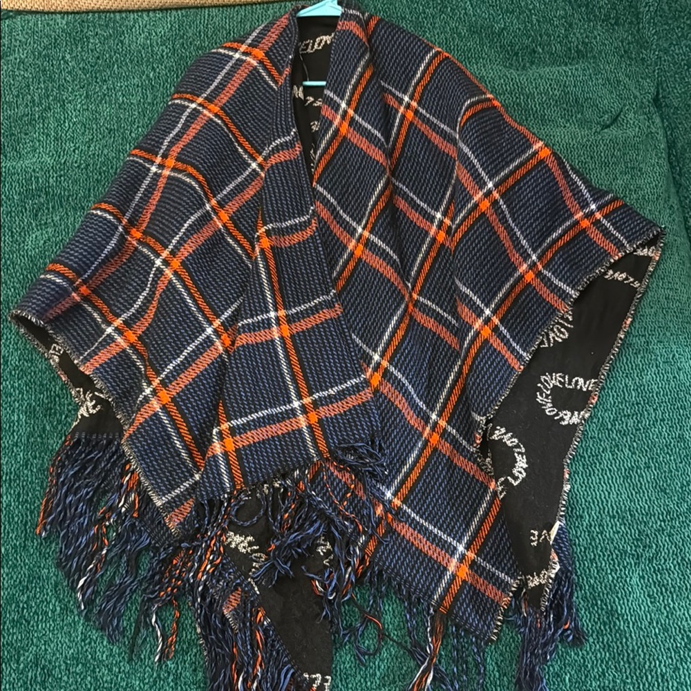 CLEARANCE SALE FINAL Desigual Reversible Shawl